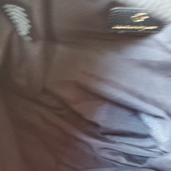 Nanette Lepore Black Leather Texture Convertabile Bag Or Backpack with Gold Logo - Picture 9 of 10